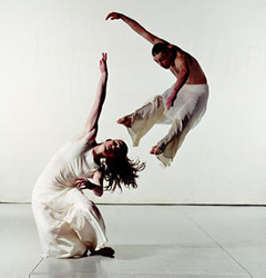 1204527382_Ice land dance band_240x180