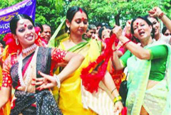 1204762227_Bangladeshi Dance group1_240x180